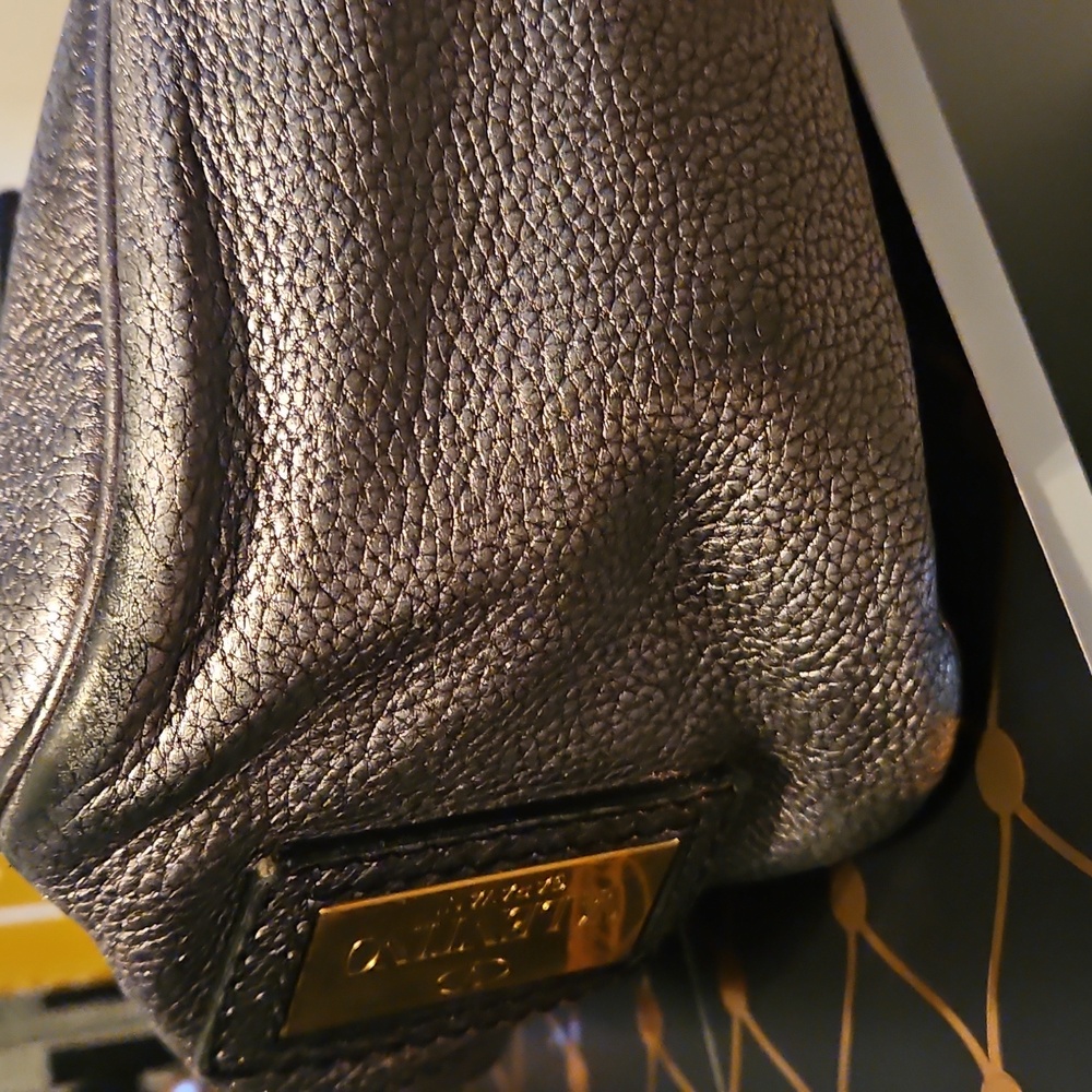 Authentic VALENTINO GARAVANI Histoire Bag - Metallic Anthracite Leather with COA - Picture 13 of 17